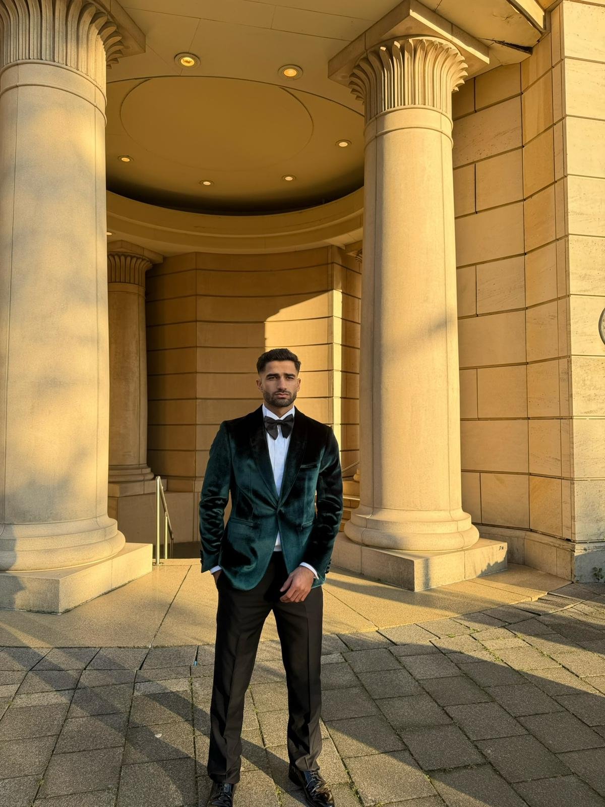 Green suits  - Image 1